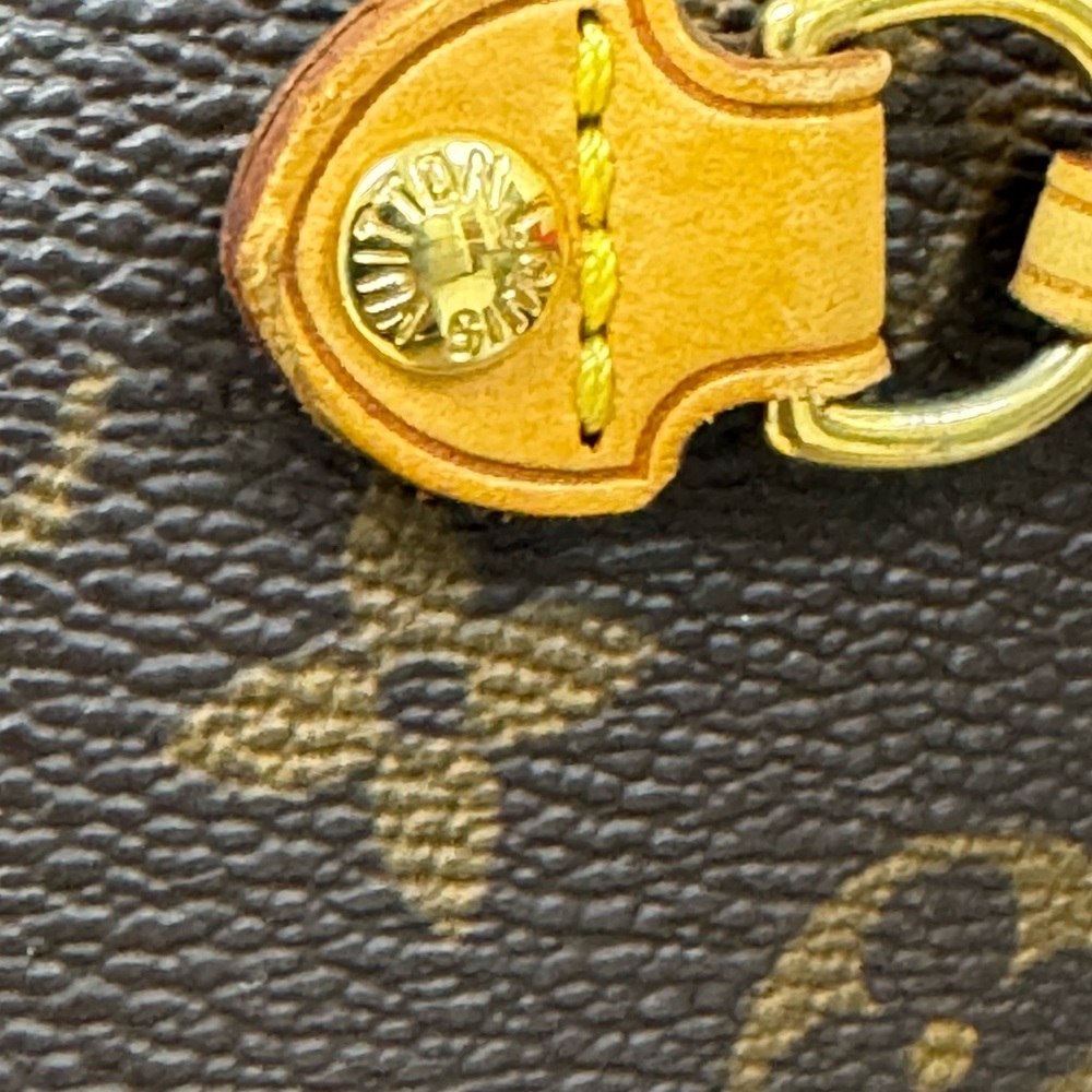 Louis Vuitton Classic Neverfull GM Brown Monogram Tote with Purse Organizer - Picture 2 of 13
